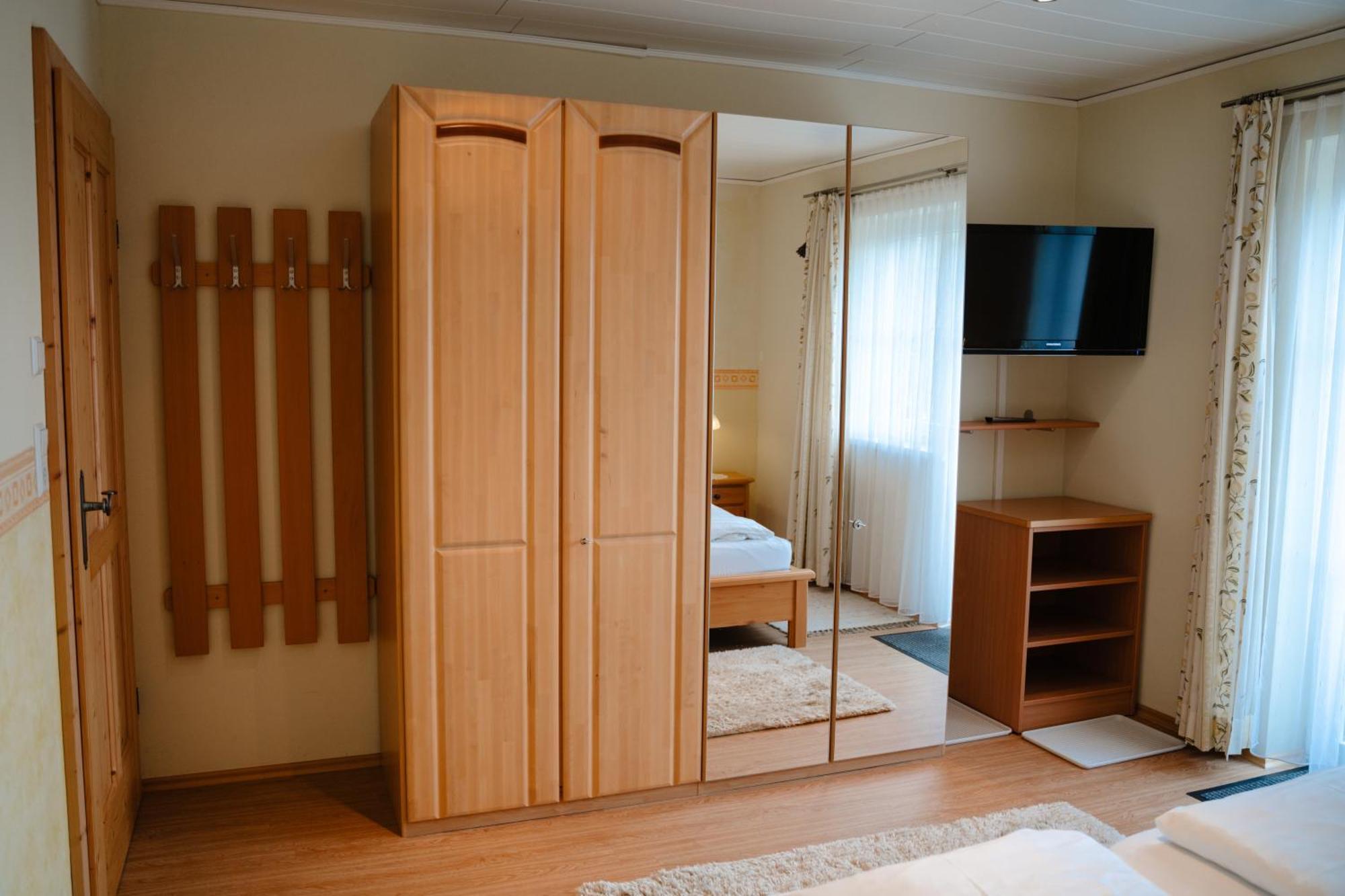 Ertlschweigerhaus Pension - Appartements - Zimmer Donnersbach Exteriér fotografie