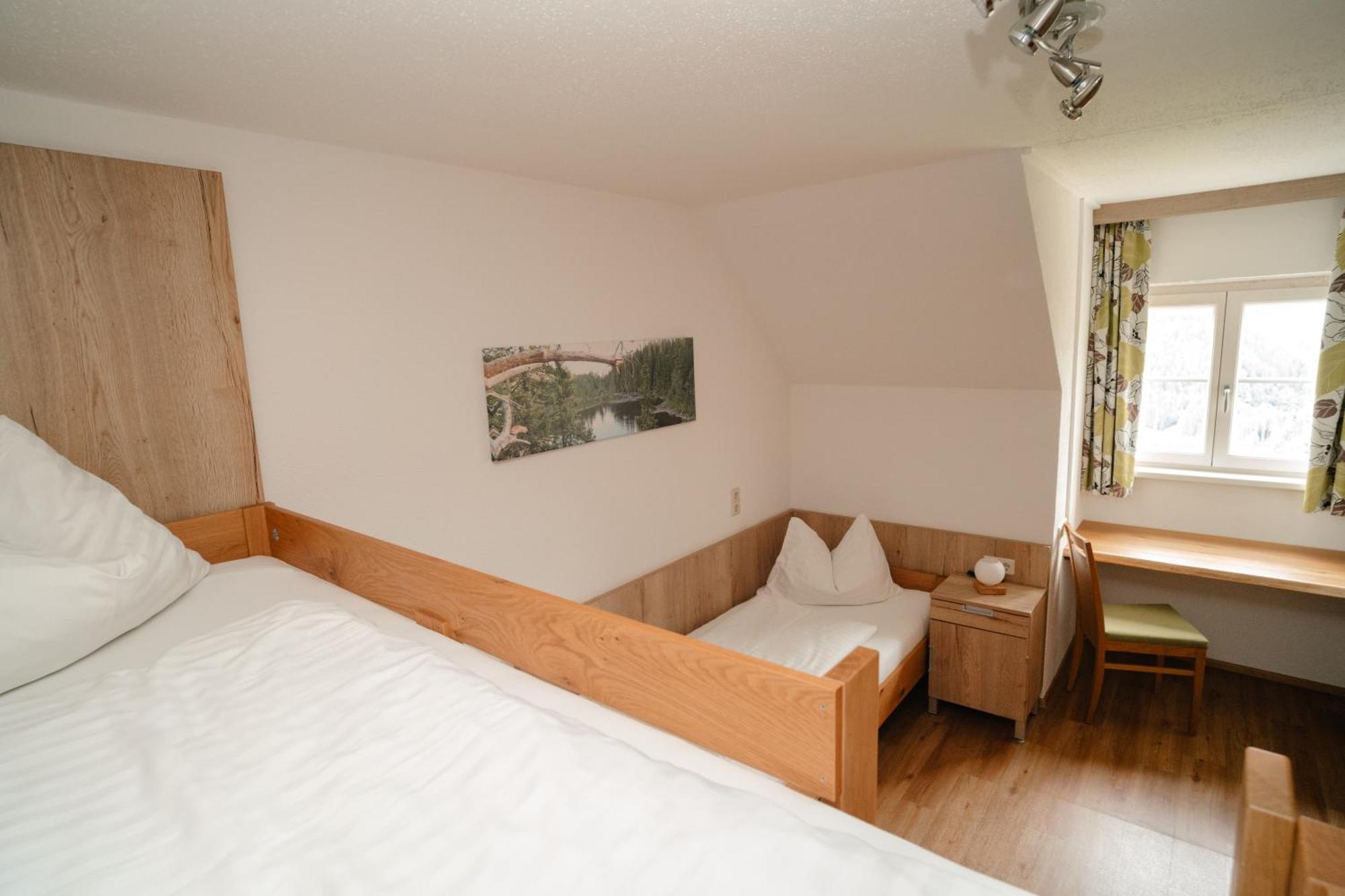 Ertlschweigerhaus Pension - Appartements - Zimmer Donnersbach Exteriér fotografie